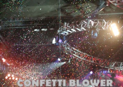 confettiBlower3